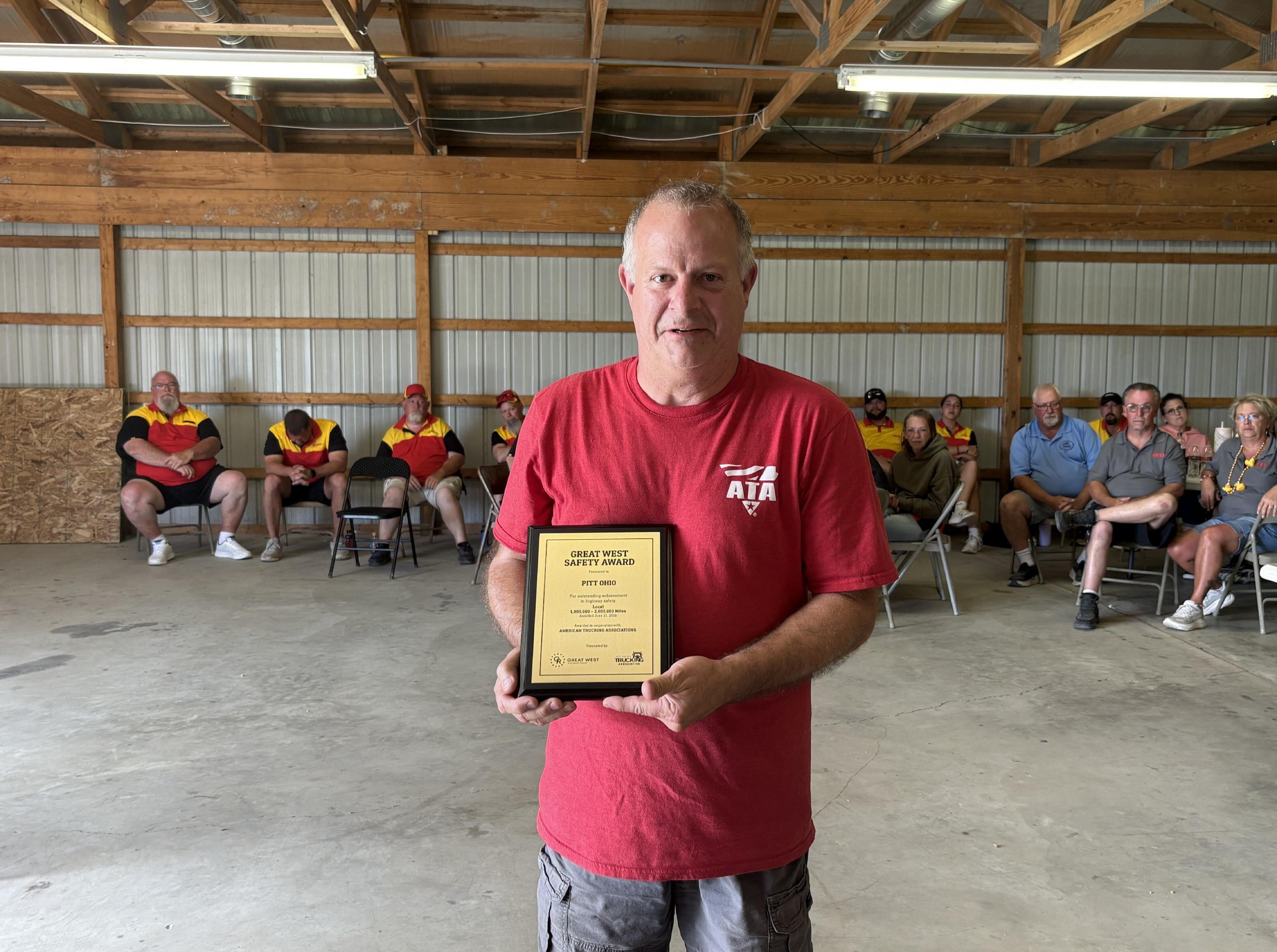 Pitt Ohio accepting the Great West Safety Award